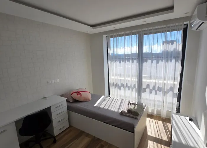 דירה Dilyanka 3 *